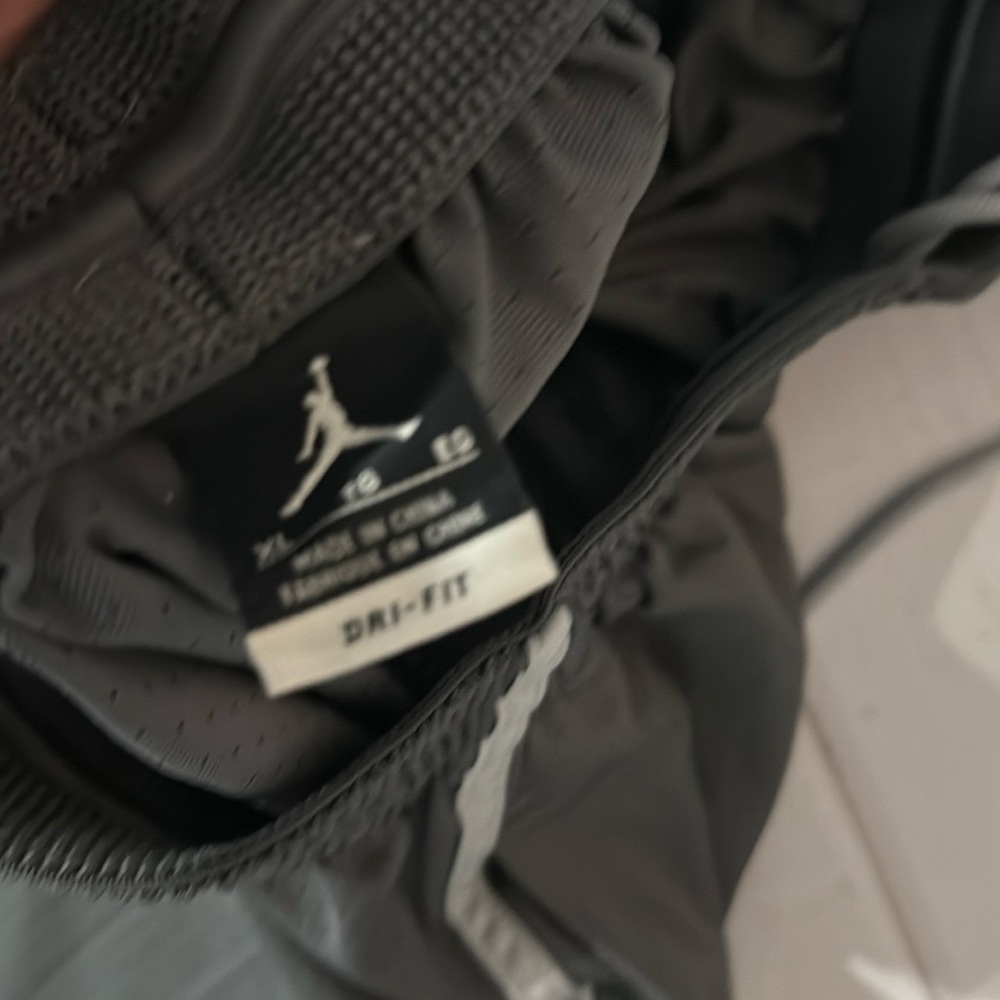 Jordan Gray Athletic Shorts with Jumpman Logo - Picture 3 of 3
